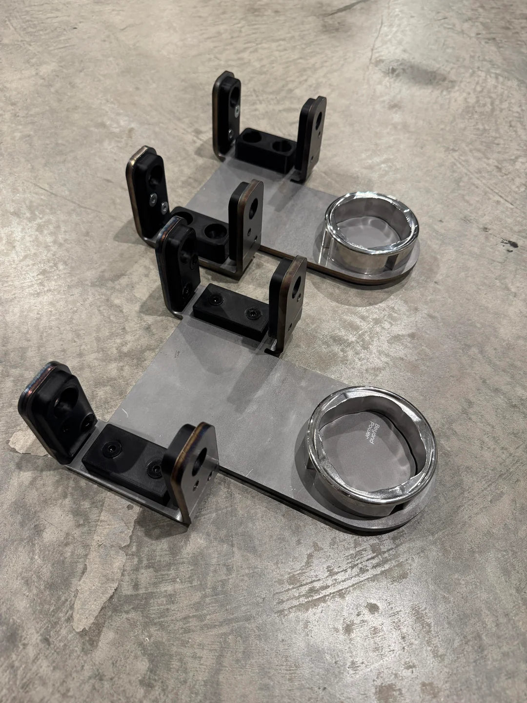 VOLTRA Side Drop Mount