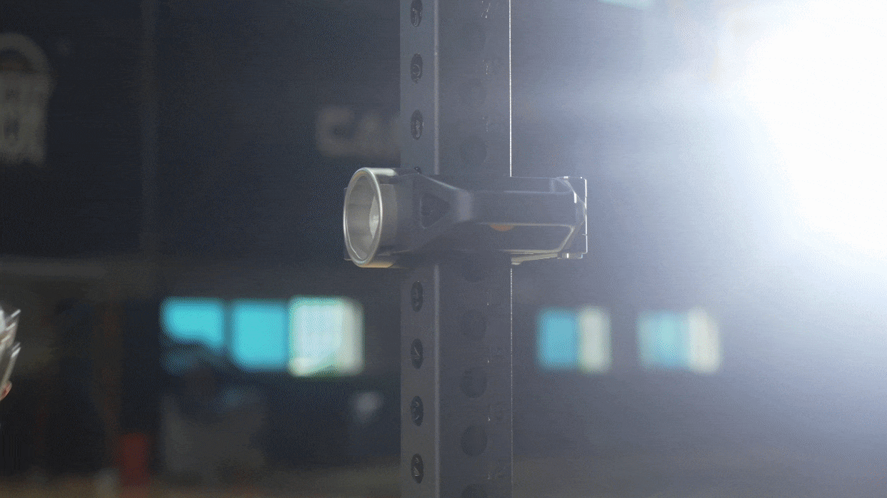 调节 Sliding Rack Mount 高度